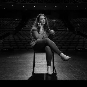 Meet your Posher, Elizabeth